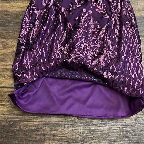 DB studio pattern sequin illusion plunge dress - Picture 9 of 13